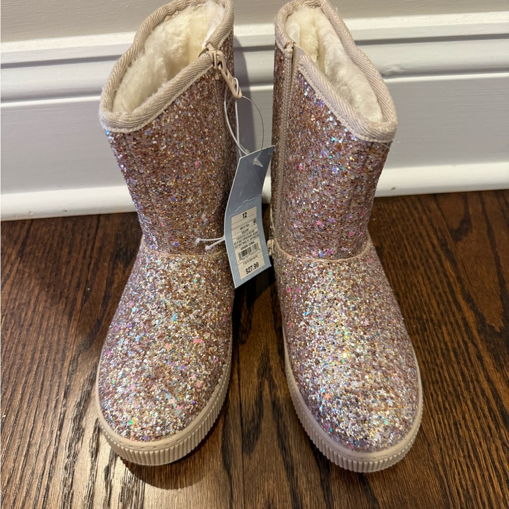 Girls size 12 Glittery winter Boots
